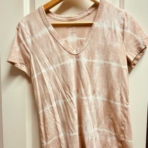 Universal Threads tie-dye shirt